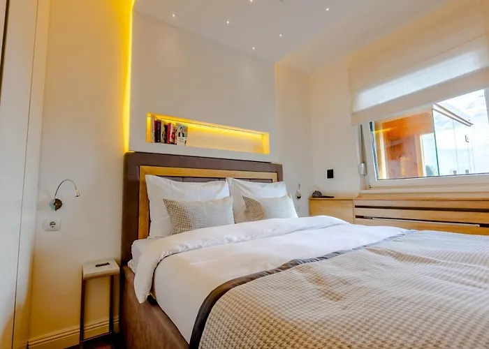 Platinum_Luxury_Apartment II